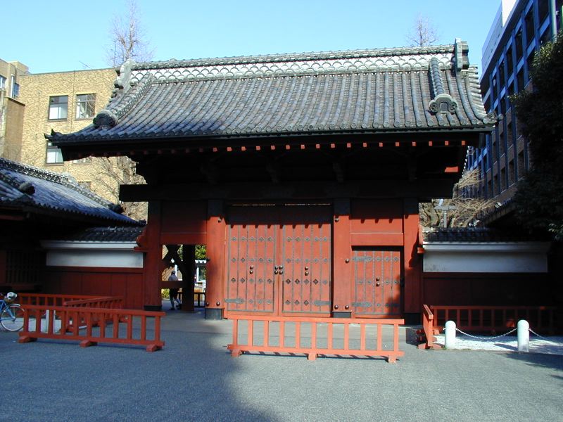 07_tokyo_daigaku_akamon.jpg